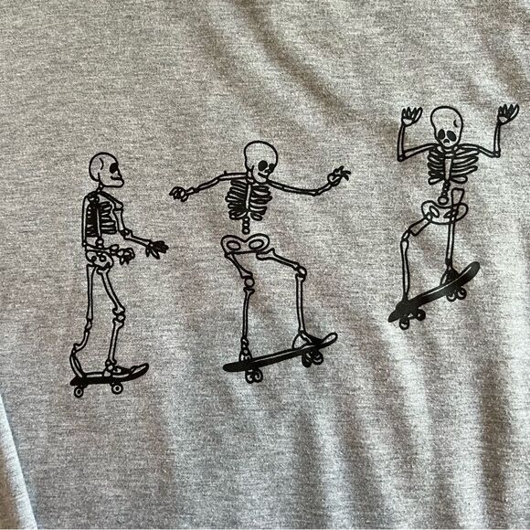 SHEIN Skeltons on Skateboard Sweatshirt M - Picture 2 of 3